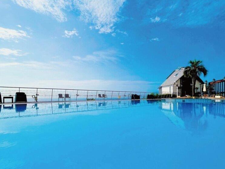 Grand Mercure Beppu Bay Resort & Spa Exterior foto